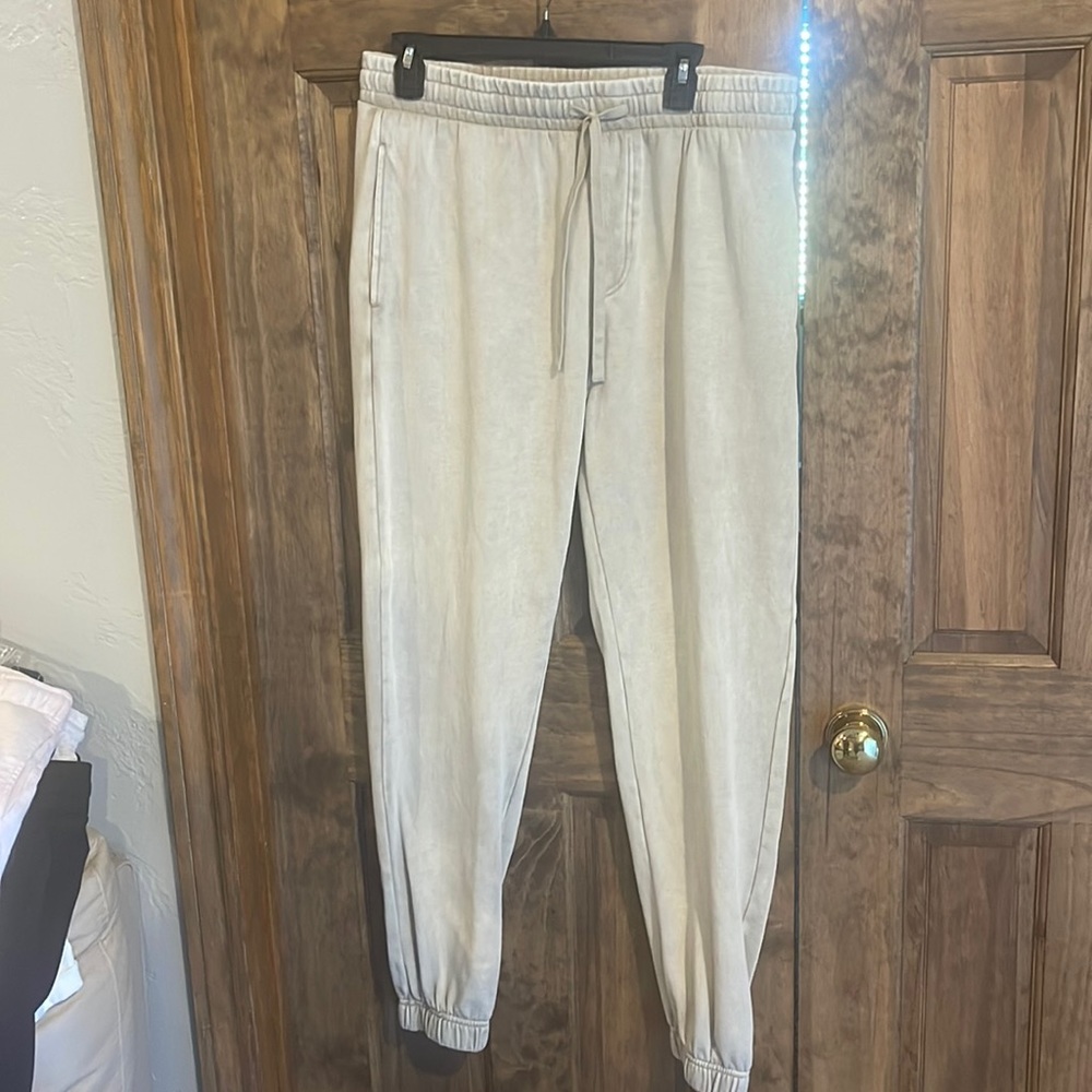 No boundaries sweatpants